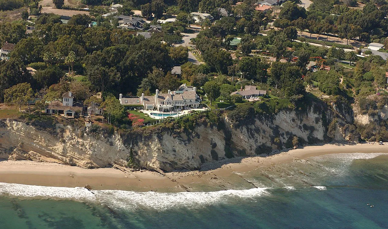 The Streisand estate at the center of the “Streisand effect”