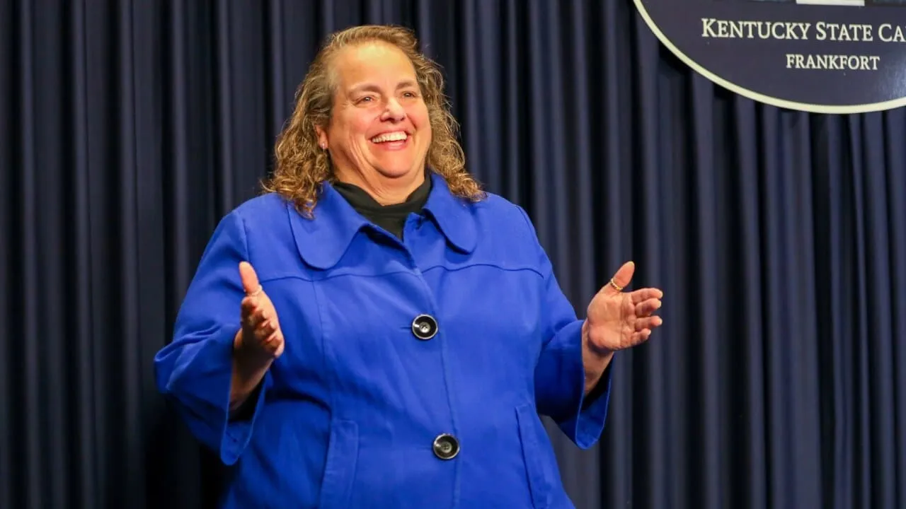 Virginia Moore, Beshear’s sign language interpreter, dies